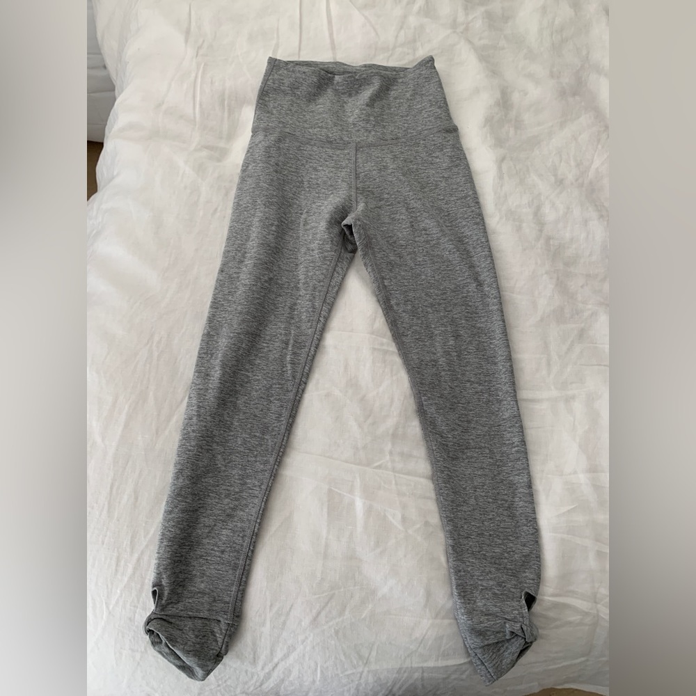 Beyond Yoga Heathered Grey Crop Leggings Small